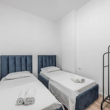 Apartment Blue Sensation Brand New In The Main Square 100 Mbs Durres