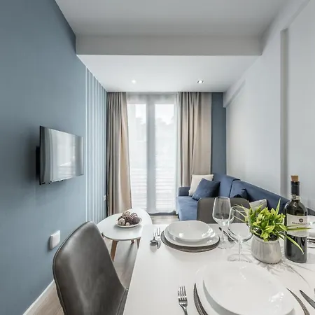 Blue Sensation Brand New In The Main Square 100 Mbs Apartment Durres